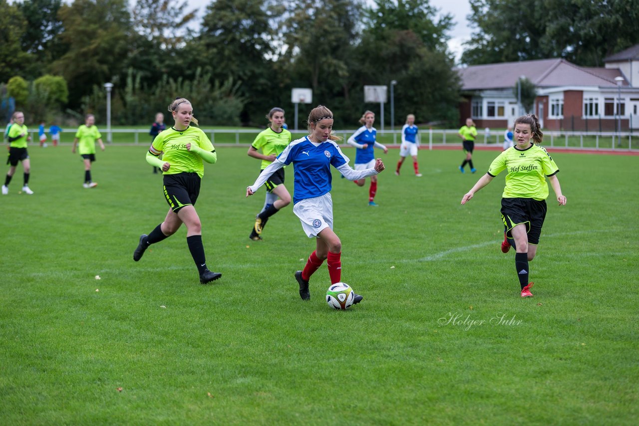 Bild 227 - B-Juniorinnen TSV Schoenberg - Holstein Kiel : Ergebnis: 0:23